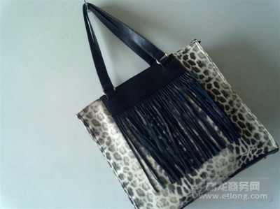 廣州有出口許可證外貿(mào)箱包加工廠家