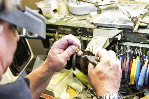 深圳箱包代加工廠推薦及選擇指南